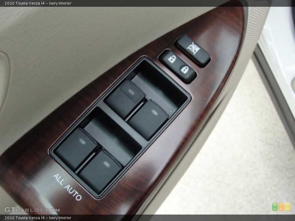 Ivory Interior Controls for the 2010 Toyota Venza I4 #44816964