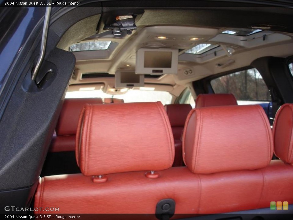 Rouge Interior Photo for the 2004 Nissan Quest 3.5 SE #44821516