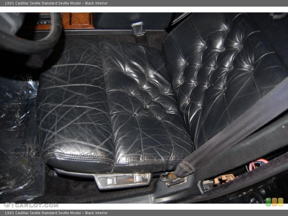 Black Interior Photo for the 1991 Cadillac Seville  #44829496