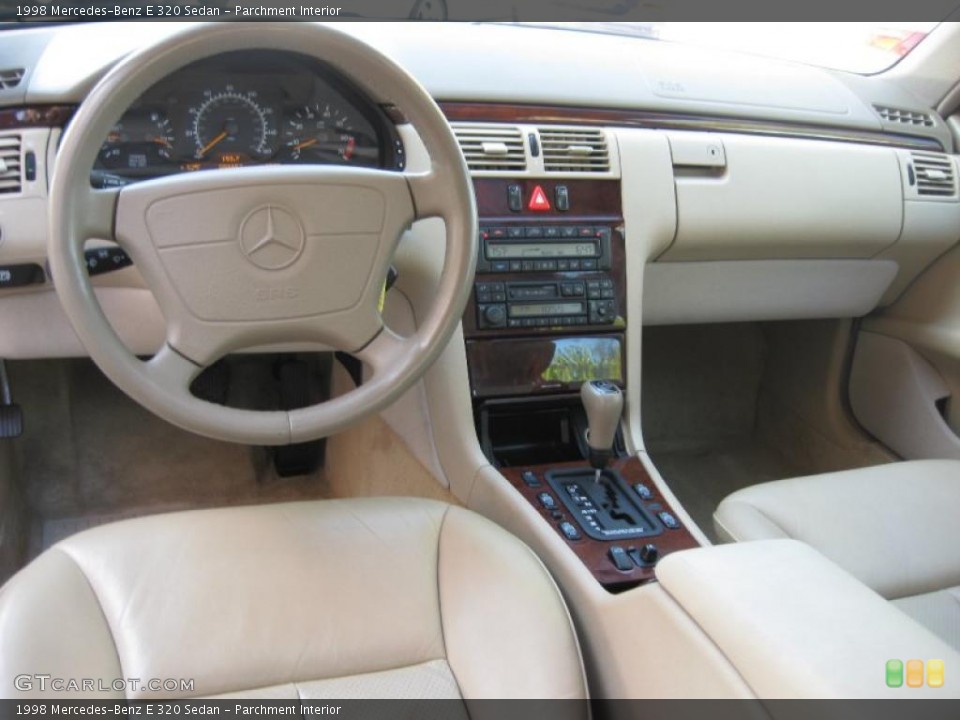 Parchment Interior Photo for the 1998 Mercedes-Benz E 320 Sedan #44832912