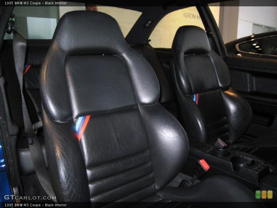 Black Interior Photo for the 1995 BMW M3 Coupe #44845816