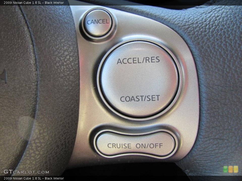 Black Interior Controls for the 2009 Nissan Cube 1.8 SL #44850780