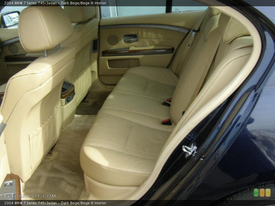 Dark Beige/Beige III Interior Photo for the 2004 BMW 7 Series 745i Sedan #44854392