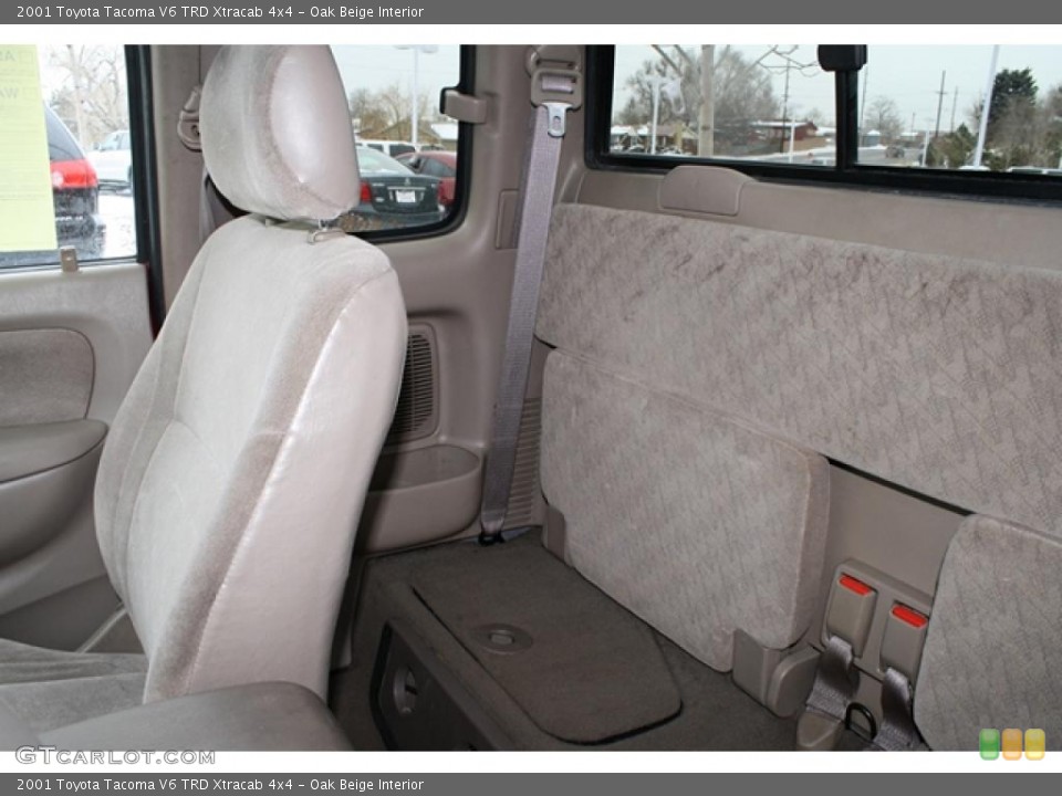 Oak Beige Interior Photo for the 2001 Toyota Tacoma V6 TRD Xtracab 4x4 #44876669