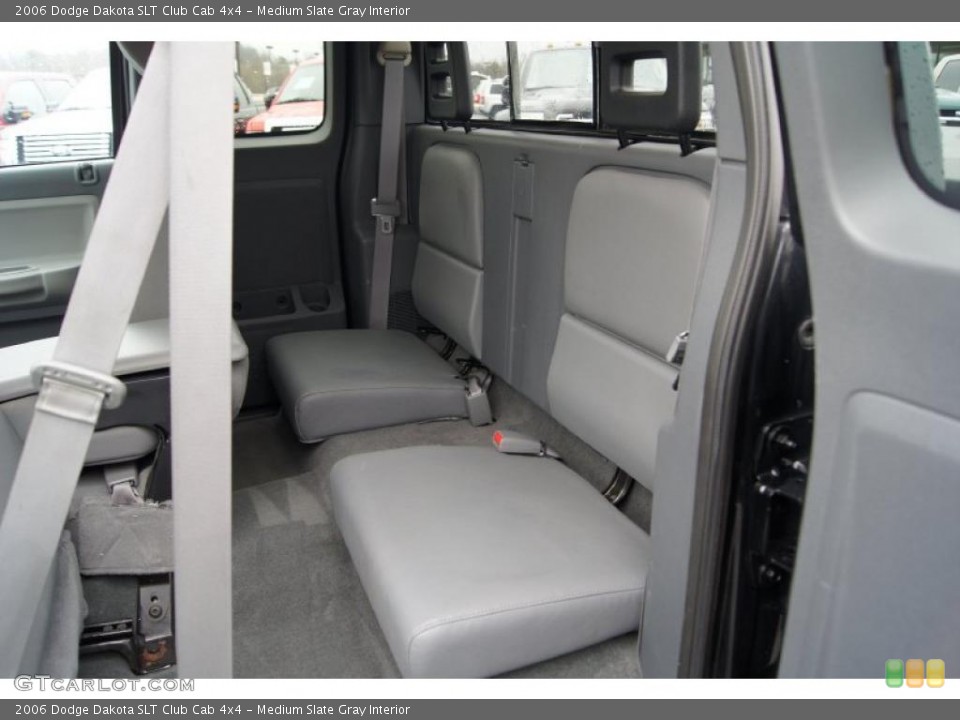 Medium Slate Gray Interior Photo for the 2006 Dodge Dakota SLT Club Cab 4x4 #44877549