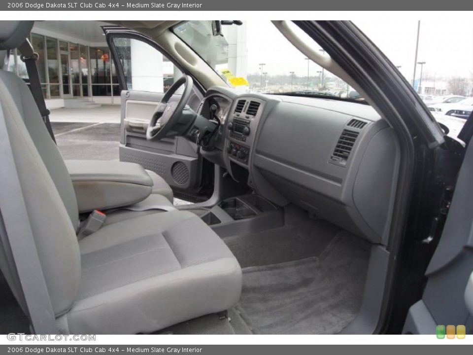 Medium Slate Gray Interior Photo for the 2006 Dodge Dakota SLT Club Cab 4x4 #44877565