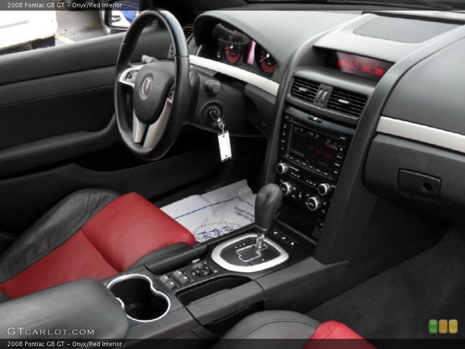 Onyx/Red Interior Photo for the 2008 Pontiac G8 GT #44881641