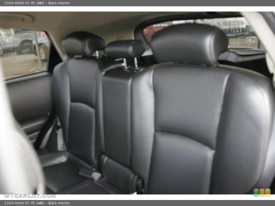 Black Interior Photo for the 2004 Infiniti FX 45 AWD #44882025