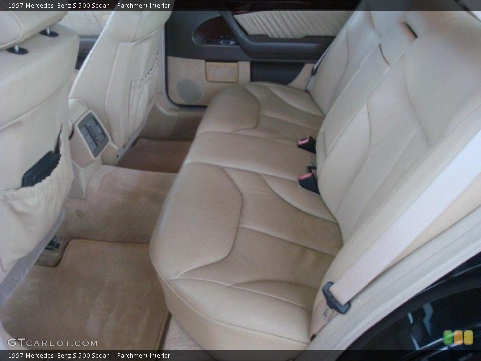Parchment Interior Photo for the 1997 Mercedes-Benz S 500 Sedan #44888629
