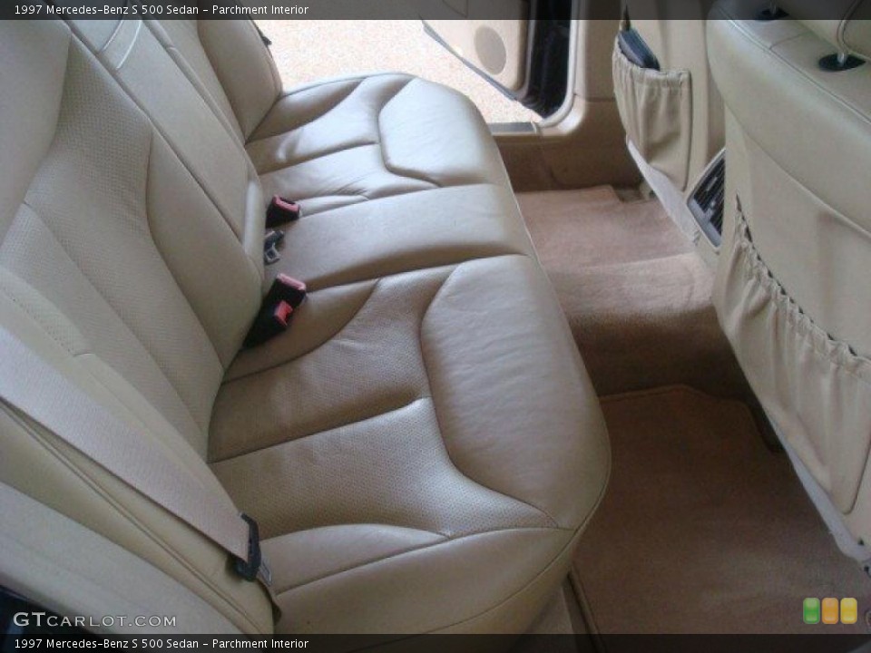 Parchment Interior Photo for the 1997 Mercedes-Benz S 500 Sedan #44888641