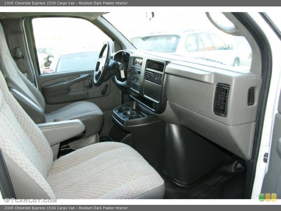 Medium Dark Pewter Interior Dashboard for the 2005 Chevrolet Express 1500 Cargo Van #44902710