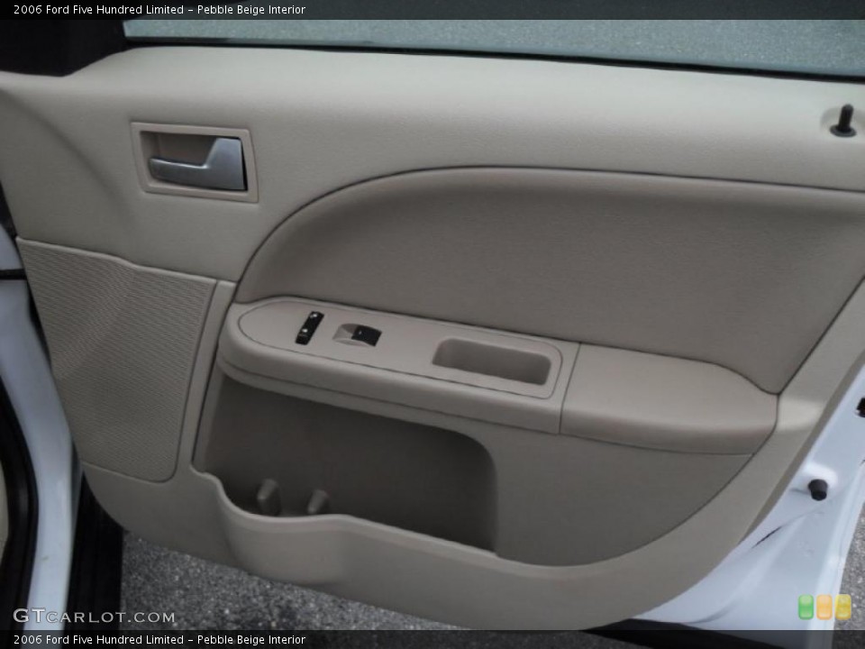 Pebble Beige Interior Door Panel for the 2006 Ford Five Hundred Limited #44904856