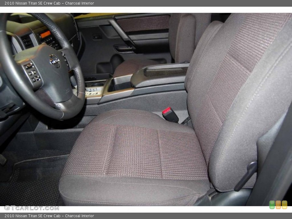 Charcoal Interior Photo for the 2010 Nissan Titan SE Crew Cab #44910755