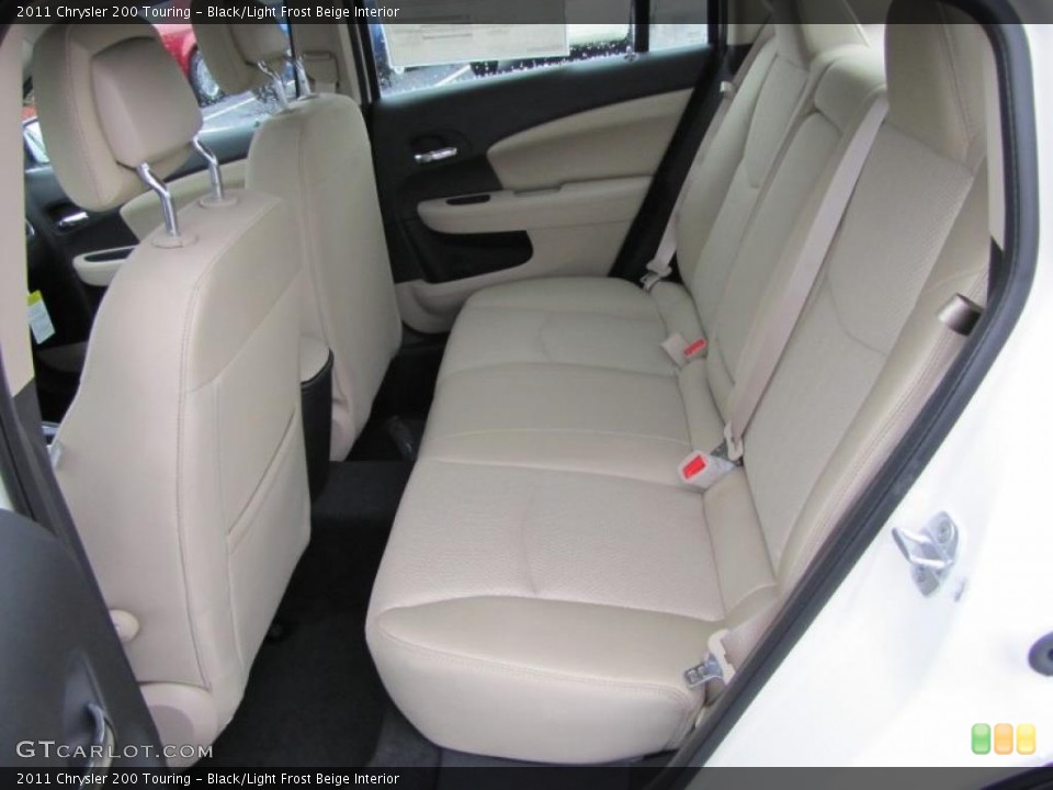 Black/Light Frost Beige Interior Photo for the 2011 Chrysler 200 Touring #44911659
