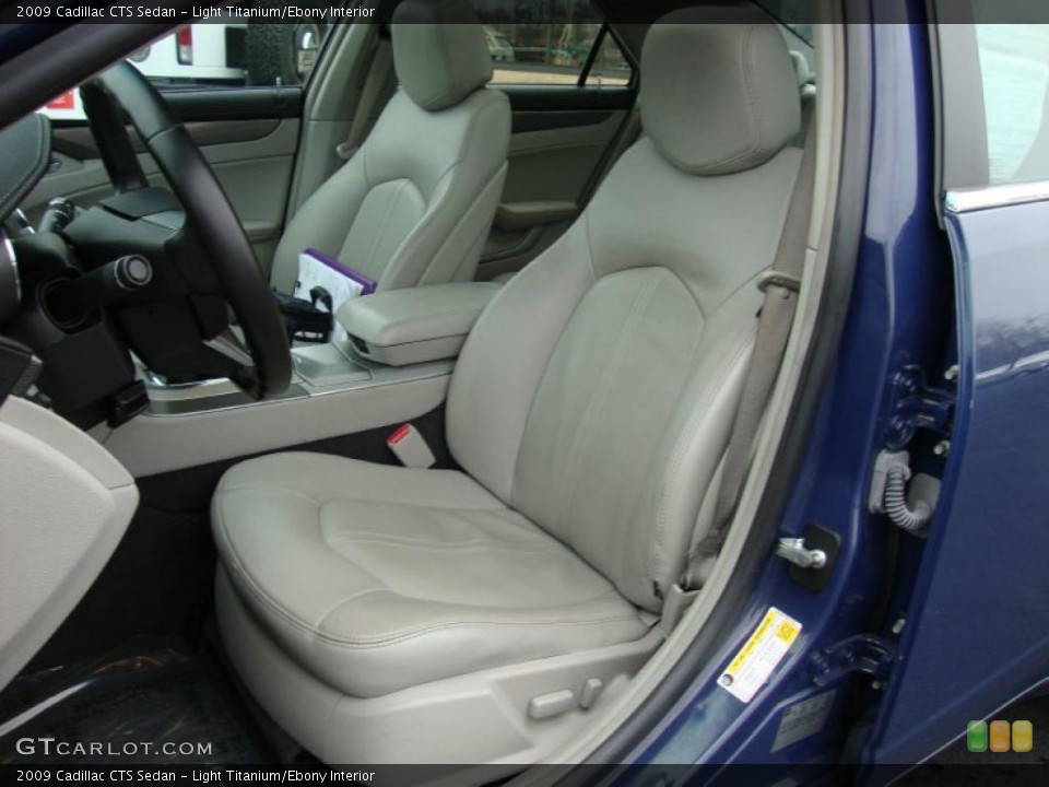 Light Titanium/Ebony Interior Photo for the 2009 Cadillac CTS Sedan #44913552