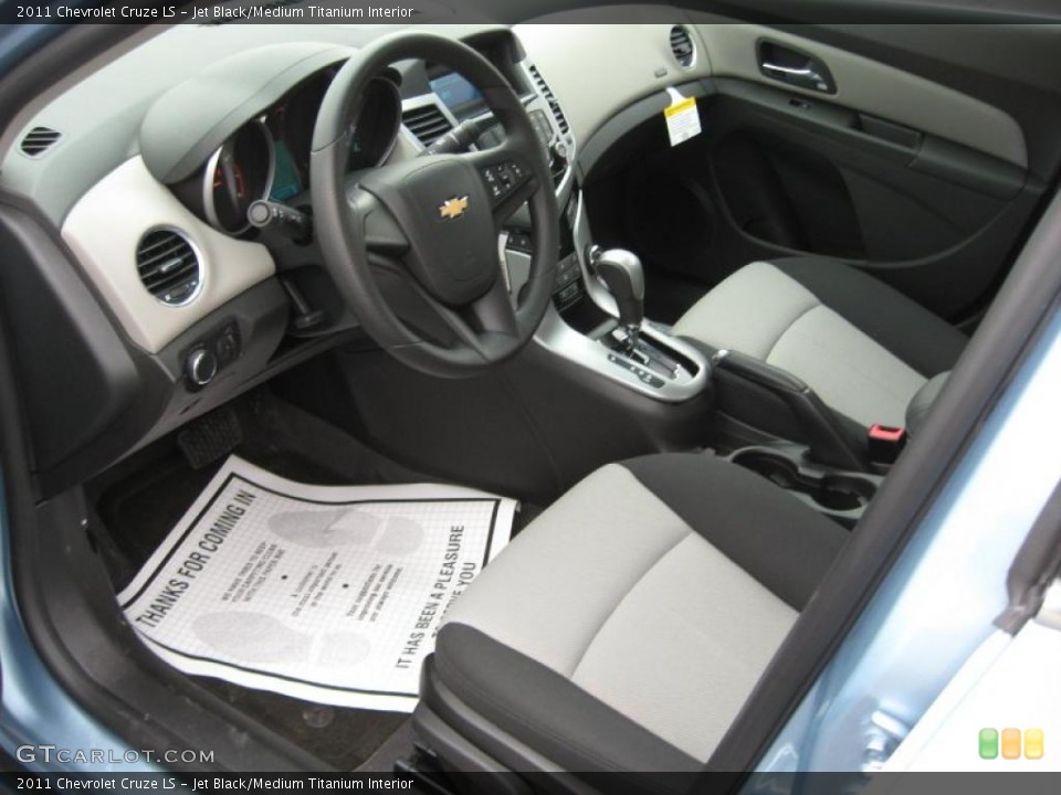 Jet Black/Medium Titanium Interior Photo for the 2011 Chevrolet Cruze LS #44917016