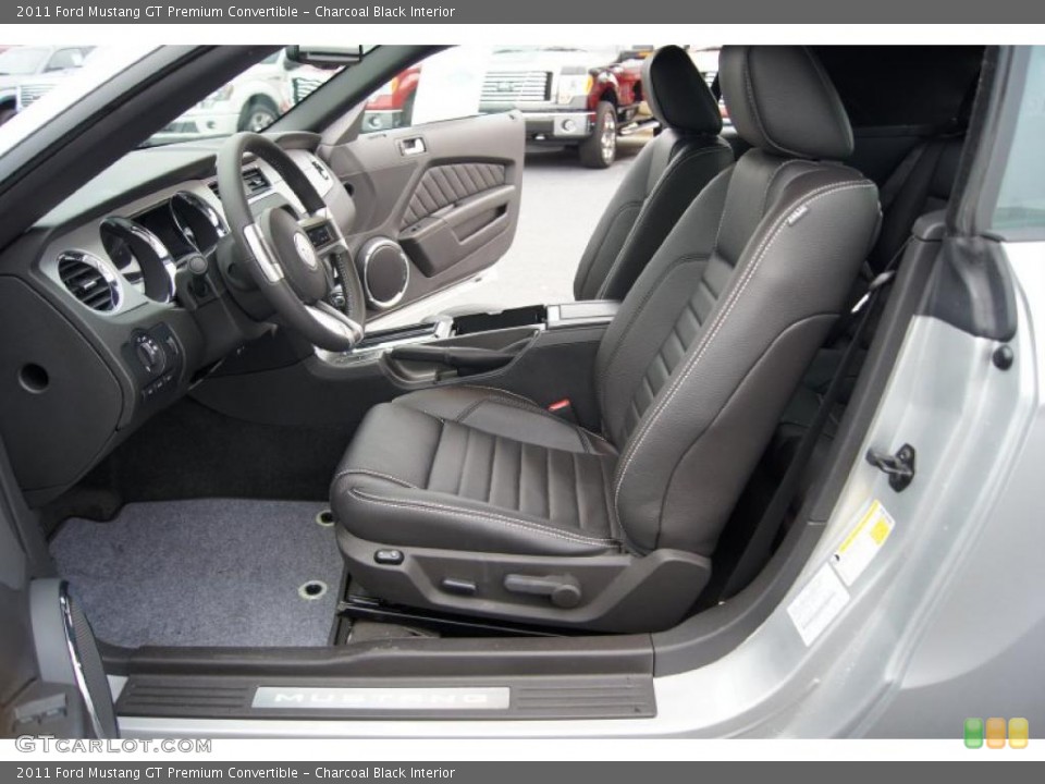 Charcoal Black Interior Photo for the 2011 Ford Mustang GT Premium Convertible #44919520