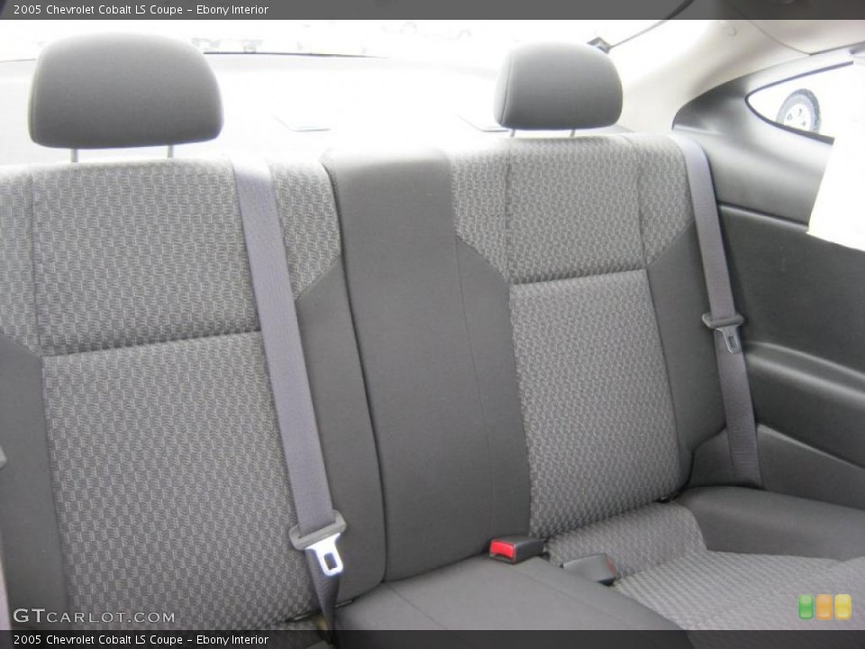 Ebony Interior Photo for the 2005 Chevrolet Cobalt LS Coupe #44921384