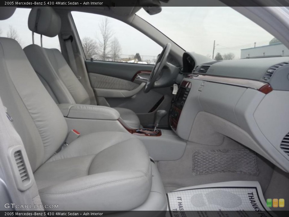 Ash Interior Photo for the 2005 Mercedes-Benz S 430 4Matic Sedan #44928353