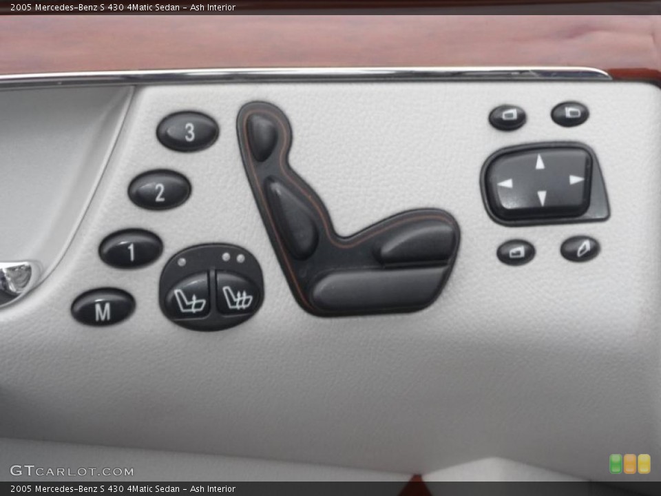 Ash Interior Controls for the 2005 Mercedes-Benz S 430 4Matic Sedan #44928481