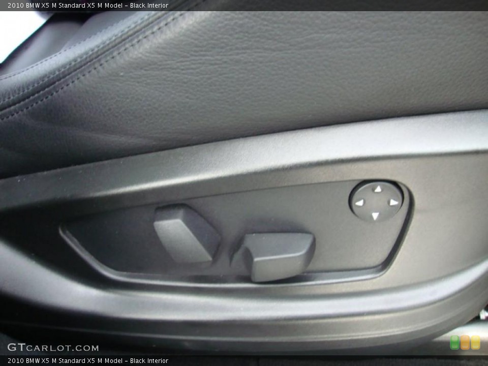 Black Interior Controls for the 2010 BMW X5 M  #44928565