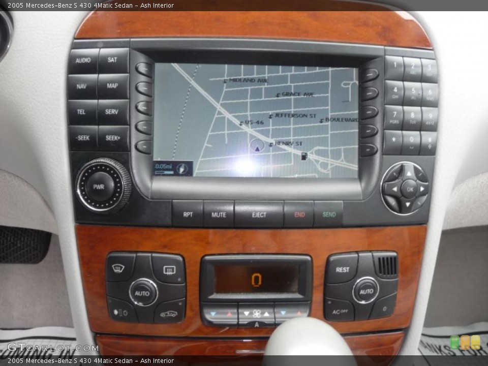 Ash Interior Controls for the 2005 Mercedes-Benz S 430 4Matic Sedan #44928585