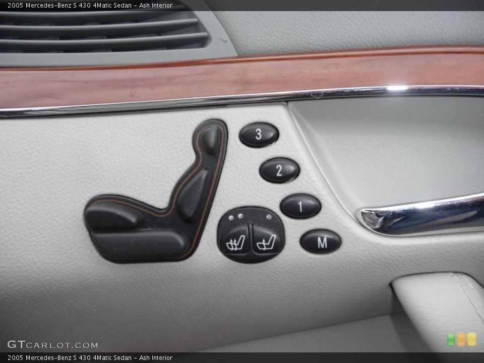 Ash Interior Controls for the 2005 Mercedes-Benz S 430 4Matic Sedan #44928649
