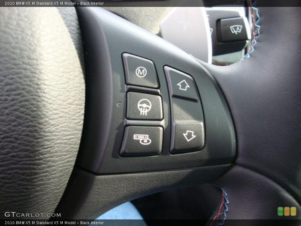 Black Interior Controls for the 2010 BMW X5 M  #44929059