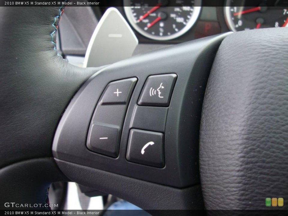 Black Interior Controls for the 2010 BMW X5 M  #44929078