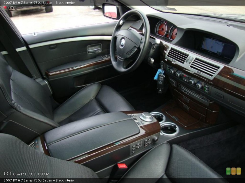 Black Interior Photo for the 2007 BMW 7 Series 750Li Sedan #44929457