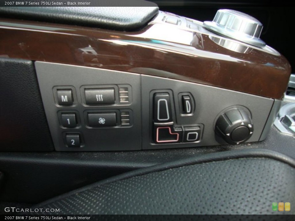 Black Interior Controls for the 2007 BMW 7 Series 750Li Sedan #44929501