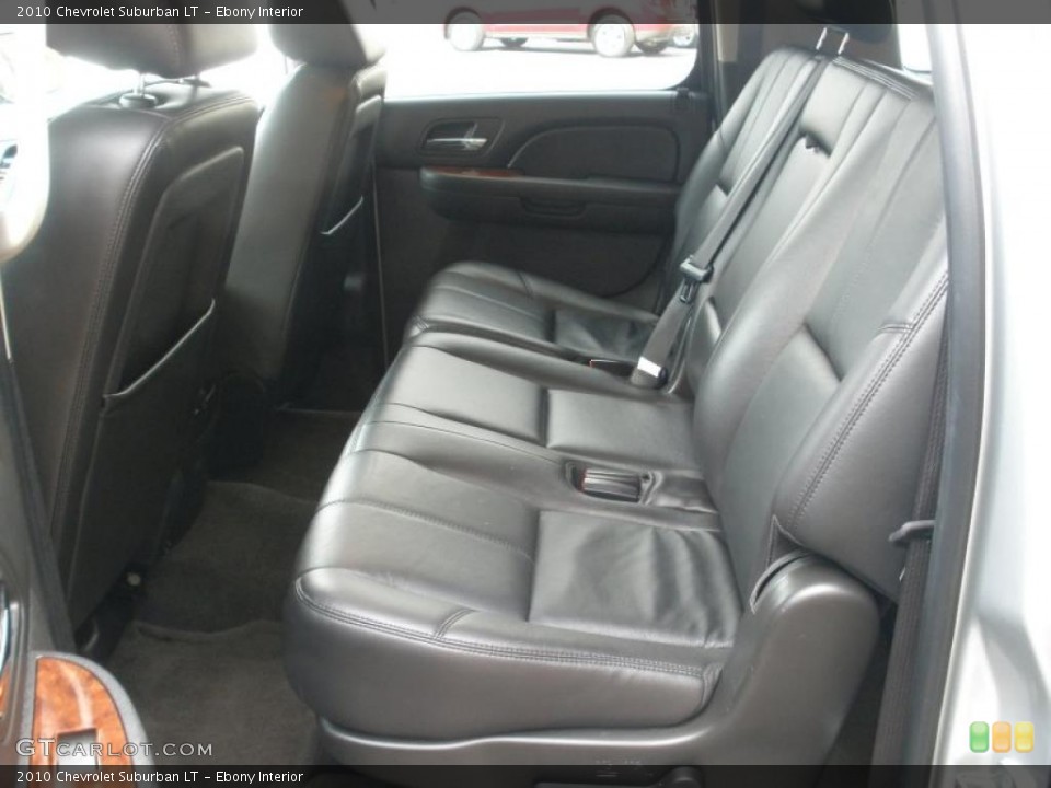 Ebony Interior Photo for the 2010 Chevrolet Suburban LT #44941429