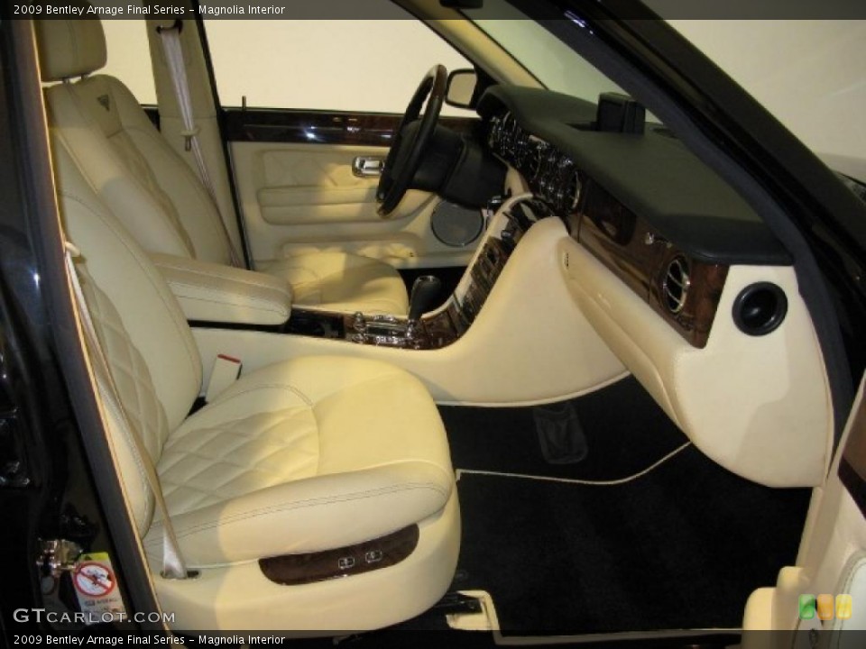 Magnolia Interior Photo for the 2009 Bentley Arnage Final Series #44958966