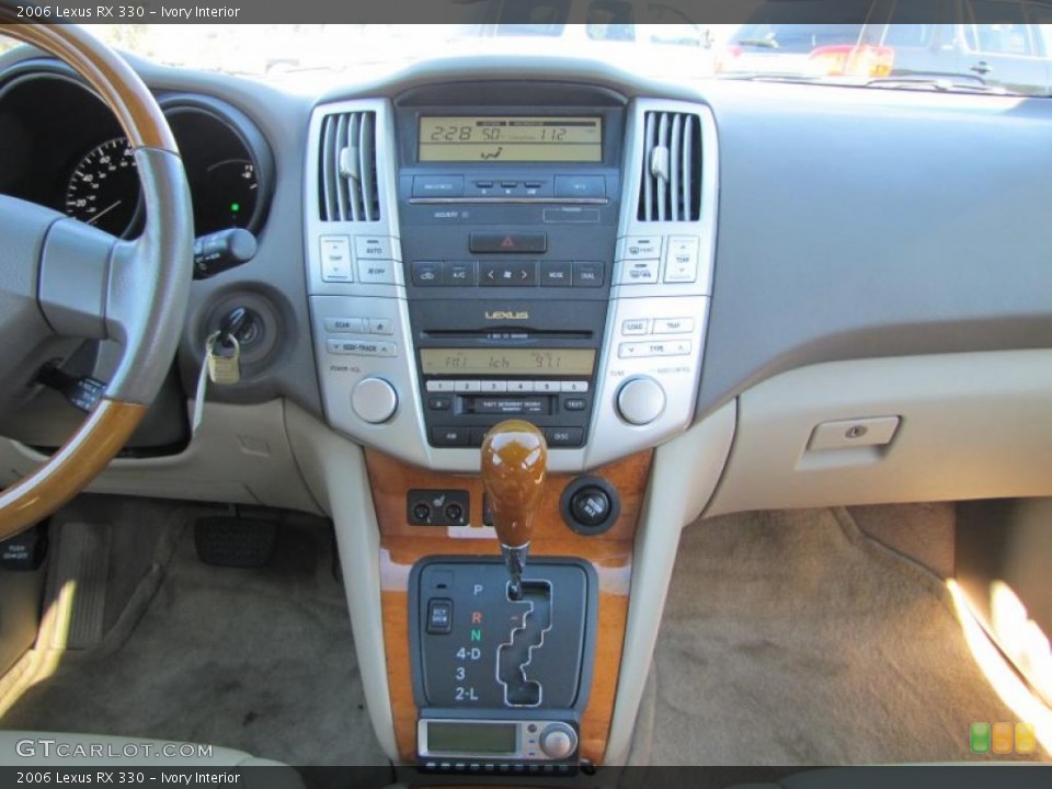 Ivory Interior Controls for the 2006 Lexus RX 330 #44963441
