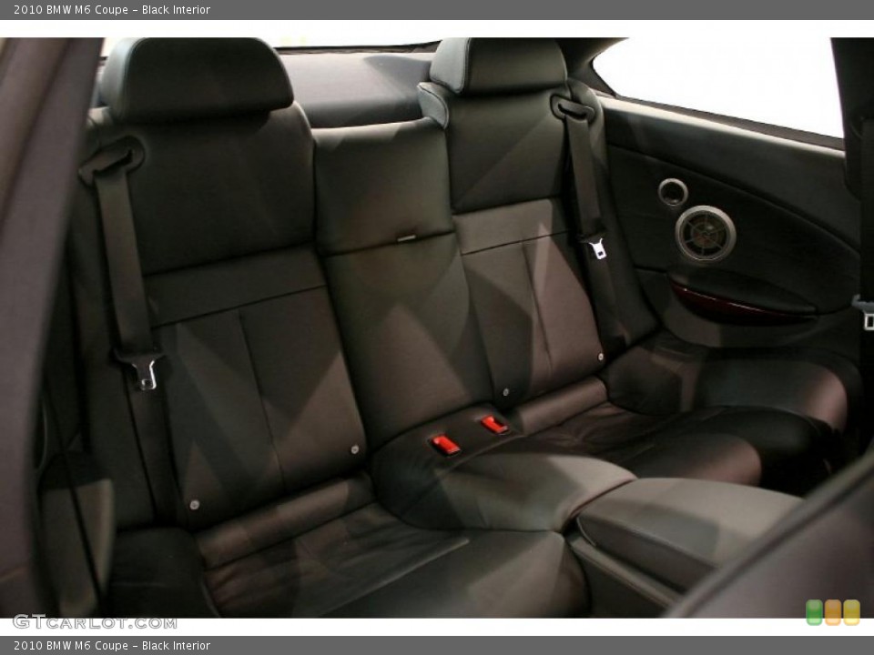 Black Interior Photo for the 2010 BMW M6 Coupe #44963777