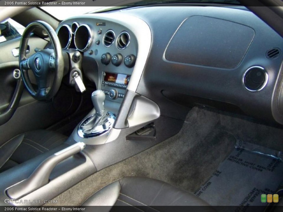 Ebony Interior Photo for the 2006 Pontiac Solstice Roadster #44967397