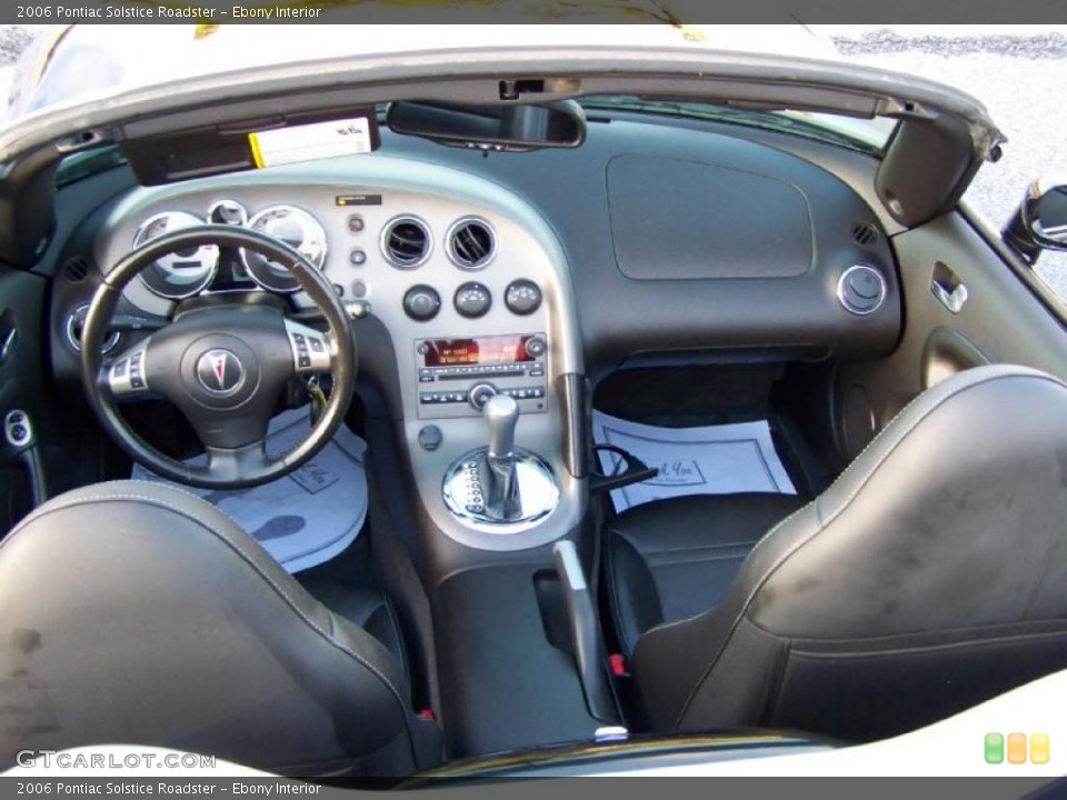 Ebony Interior Photo for the 2006 Pontiac Solstice Roadster #44967691