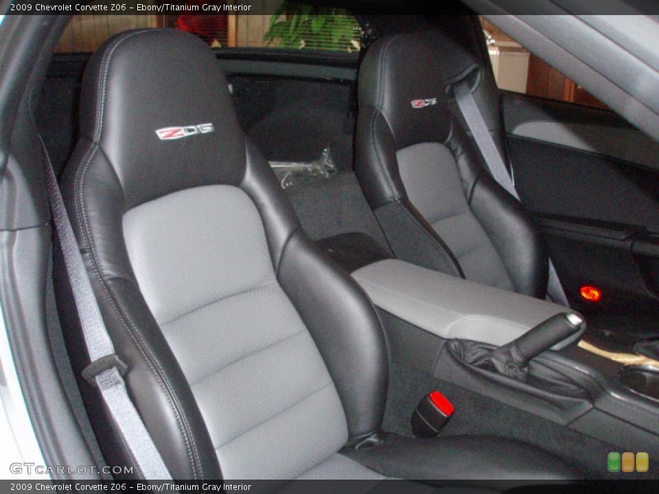 Ebony/Titanium Gray Interior Photo for the 2009 Chevrolet Corvette Z06 #44972205