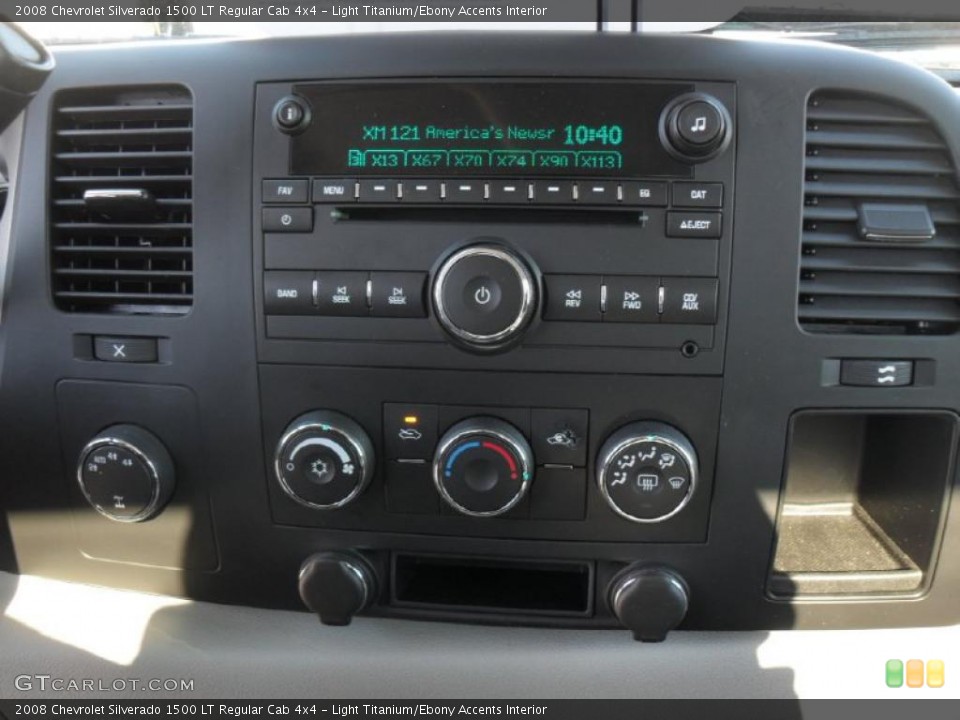 Light Titanium/Ebony Accents Interior Controls for the 2008 Chevrolet Silverado 1500 LT Regular Cab 4x4 #44974029