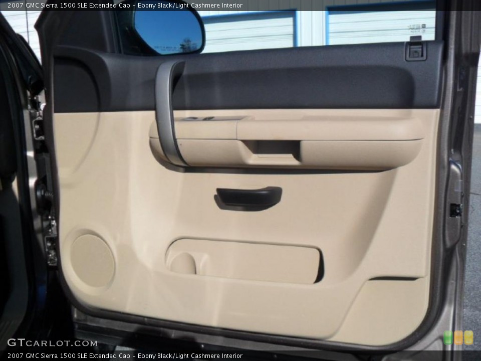 Ebony Black/Light Cashmere Interior Door Panel for the 2007 GMC Sierra 1500 SLE Extended Cab #44976813