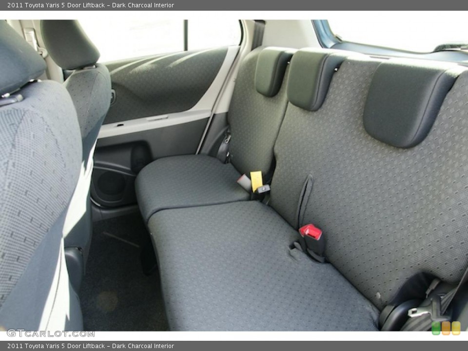 Dark Charcoal Interior Photo for the 2011 Toyota Yaris 5 Door Liftback #44980982