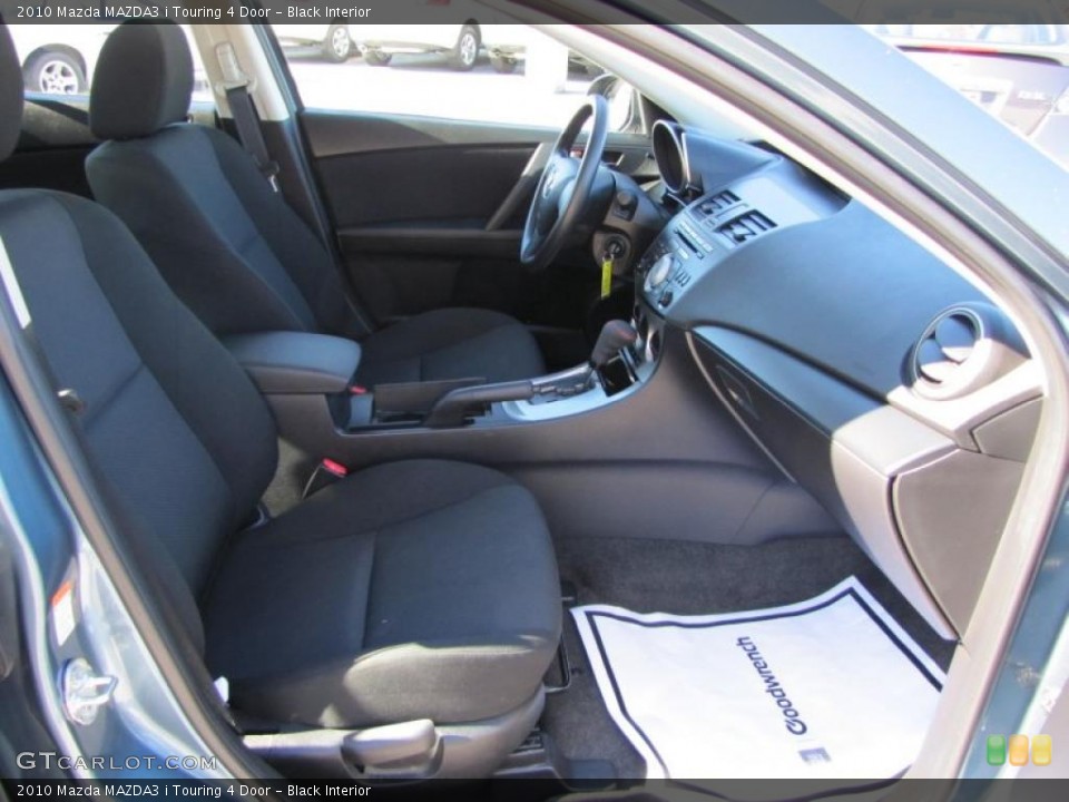 Black Interior Photo for the 2010 Mazda MAZDA3 i Touring 4 Door #44990074