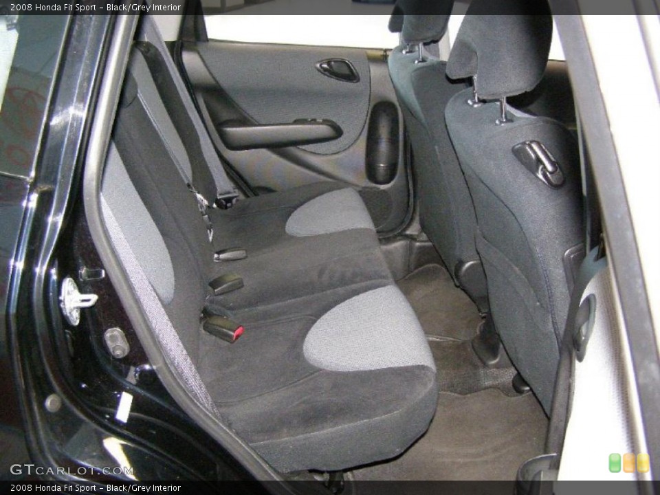 Black/Grey Interior Photo for the 2008 Honda Fit Sport #45000387