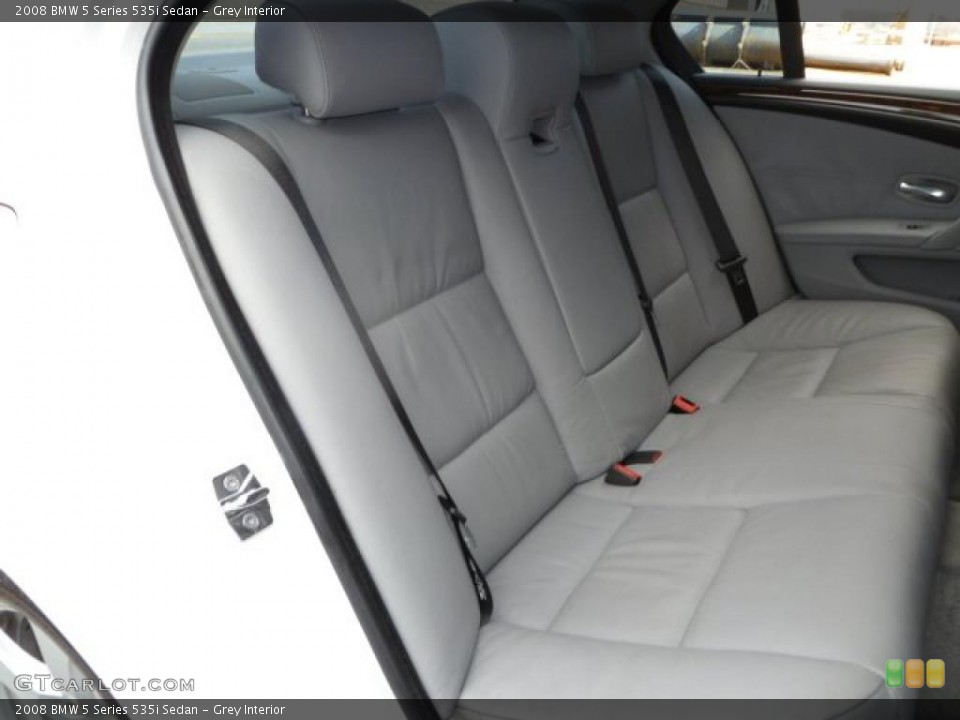 Grey Interior Photo for the 2008 BMW 5 Series 535i Sedan #45000738