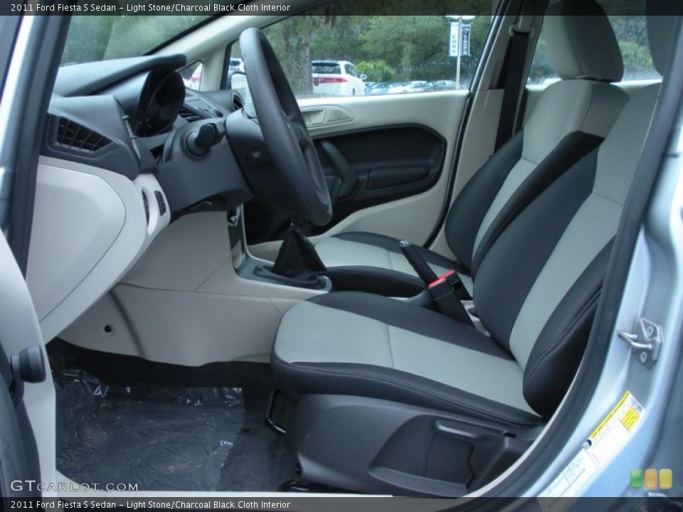 Light Stone/Charcoal Black Cloth Interior Photo for the 2011 Ford Fiesta S Sedan #45001502