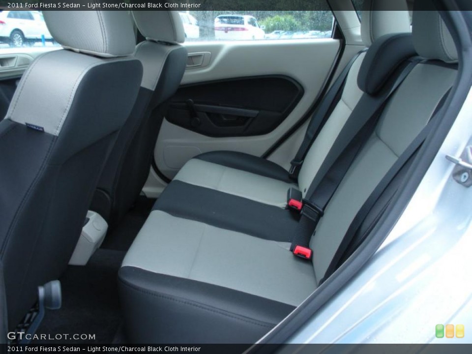 Light Stone/Charcoal Black Cloth Interior Photo for the 2011 Ford Fiesta S Sedan #45001594