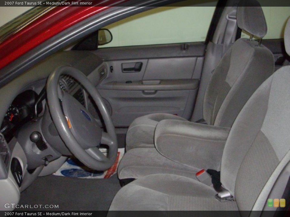 Medium/Dark Flint Interior Photo for the 2007 Ford Taurus SE #45010149