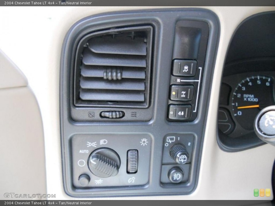 Tan/Neutral Interior Controls for the 2004 Chevrolet Tahoe LT 4x4 #45025625