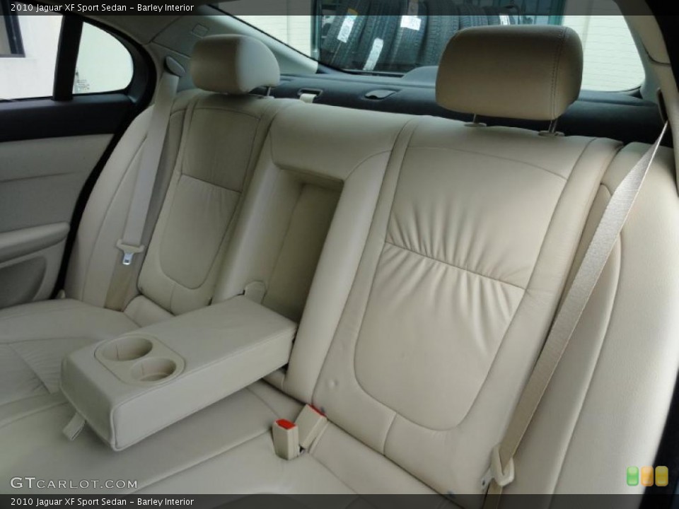Barley Interior Photo for the 2010 Jaguar XF Sport Sedan #45050585