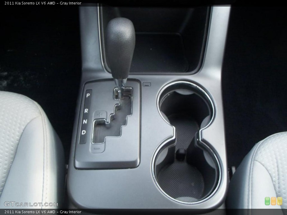 Gray Interior Transmission for the 2011 Kia Sorento LX V6 AWD #45053541